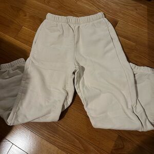 Aritizia Wilfred Light Birch Sweatpants